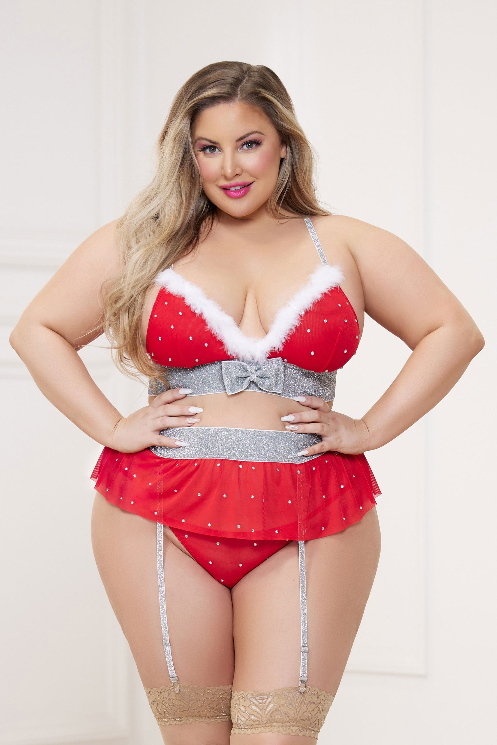 46Pq0tuIMz2P5na4zjiHUOOBmOtXGme7 3 Pc Rhinestone Stud Bra With Marabou Trim and Garter Belt With Mesh Thong - Queen - Red - Image 1