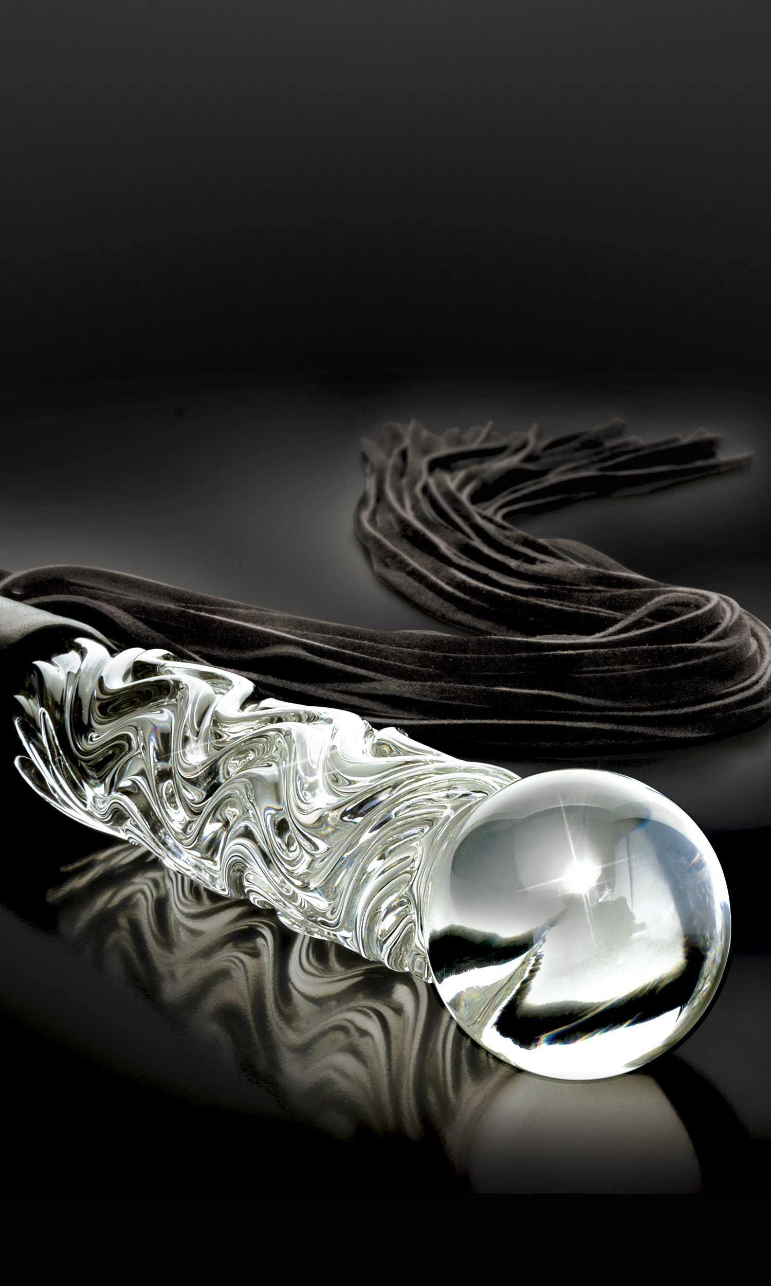 fDbMKV6Y9ykT0CRj3uomVBrMWnHXh4yr Icicles No. 38 - Clear / Black - Image 1
